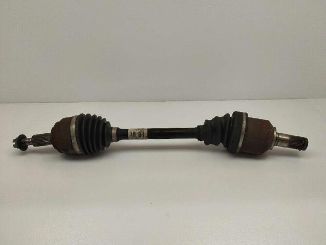 Semieje delantero izquierdo 8200687910 RENAULT