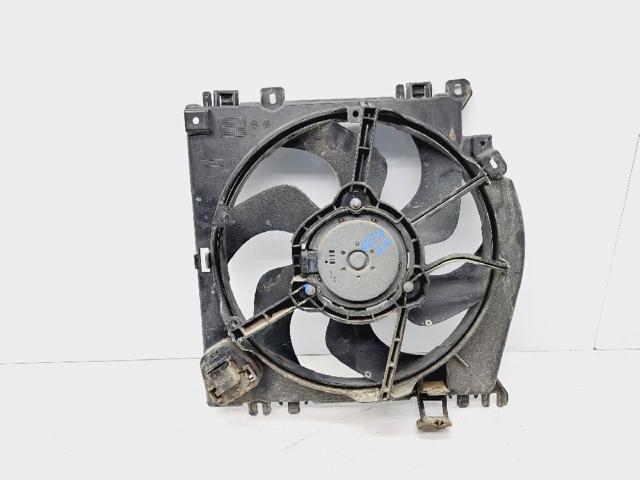 8200688375 Ventilador eléctrico de refrigeración completo (motor y hélice)  disponible Málaga