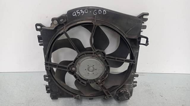 RENAULT 8200688375 Ventilador del motor  en stock Terrassa