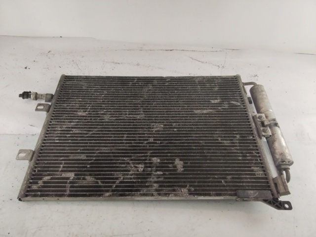 Condensador 8200688392 RENAULT