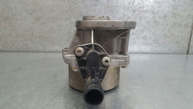 8200689330 RENAULT Bomba de vacío  comprar en Jaén
