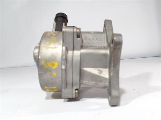 8200689330 RENAULT Bomba de vacío  disponible Ourense