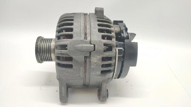 RENAULT 8200690199 Alternador  en stock Salamanca
