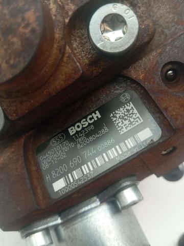 RENAULT 8200690744 Bomba inyectora comprar Pamplona