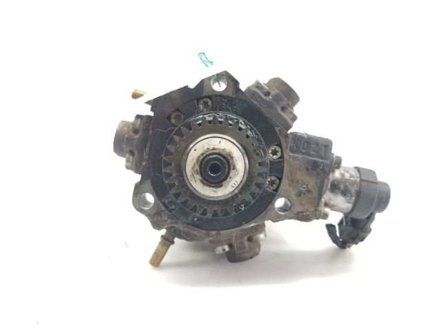 RENAULT 8200690744 Bomba de alta presión de combustible  disponible Valladolid