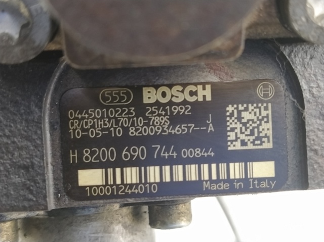 RENAULT 8200690744 Bomba inyectora comprar Barcelona