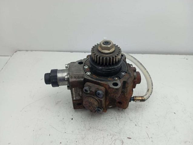 RENAULT 8200690744 Bomba de alta presión de combustible  comprar en Ponferrada