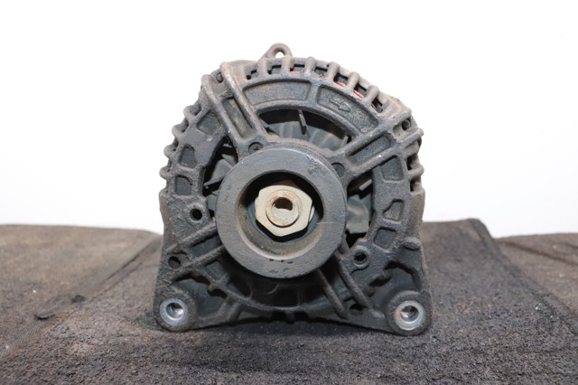 8200692868 RENAULT Alternador  comprar en Lleida