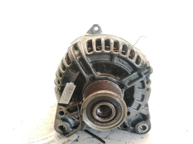 8200692868 RENAULT Alternador  disponible Ourense