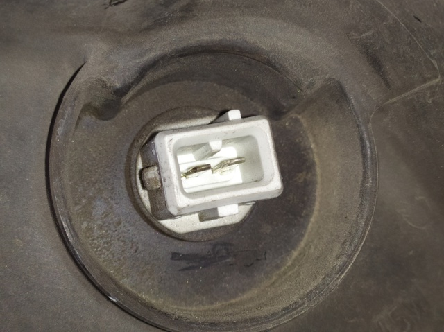OPEL 8200701356 Faro derecho  en stock Terrassa