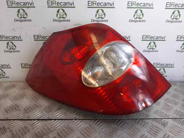 RENAULT 8200703487 Piloto trasero izquierdo  comprar en Ponferrada
