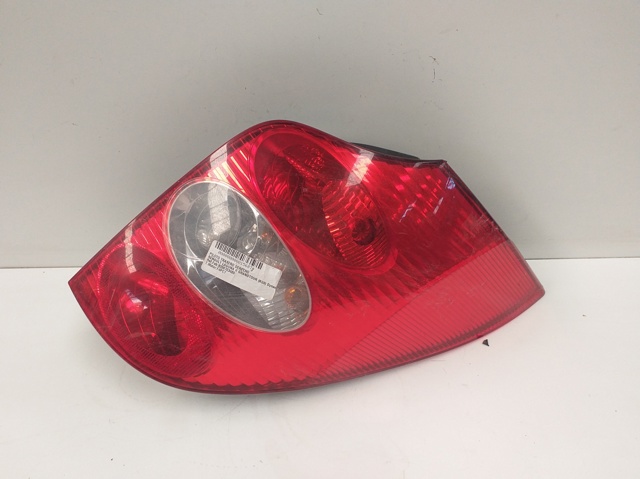 RENAULT 8200703489 Piloto trasero derecho  comprar en Ponferrada
