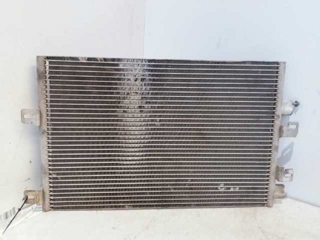 Condensador / radiador  aire acondicionado para renault kangoo 1.5 dci k9k b7 8200708130