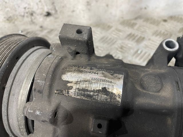 RENAULT 8200716562 Compresor de aire acondicionado  disponible Valladolid