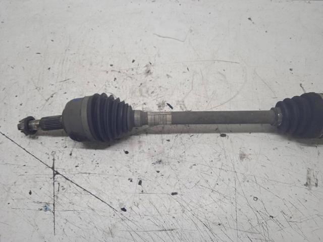 RENAULT 8200725502 Semieje delantero derecho  disponible Lugo