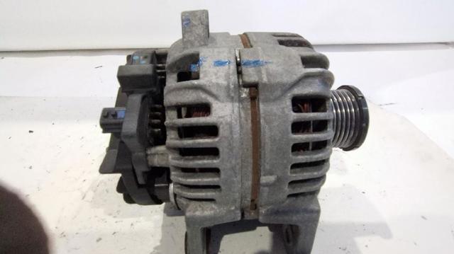 RENAULT 8200726639 Alternador  disponible Lugo