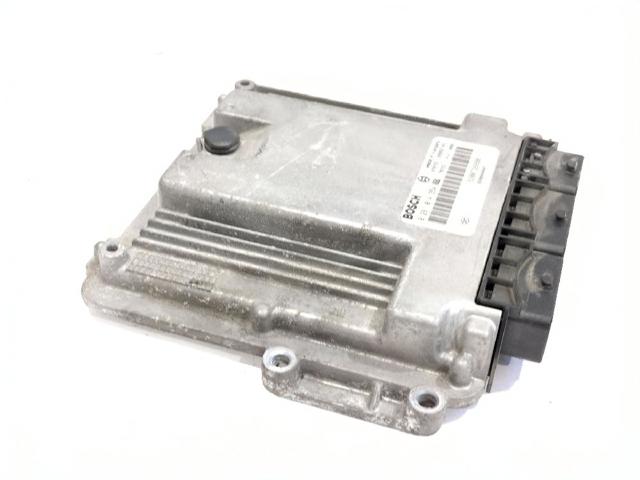 8200726880 Unidad de control del motor (ECU)  disponible Utrera