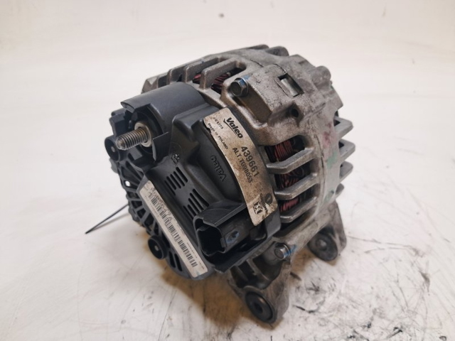 RENAULT 8200727051 Alternador  en stock Salamanca