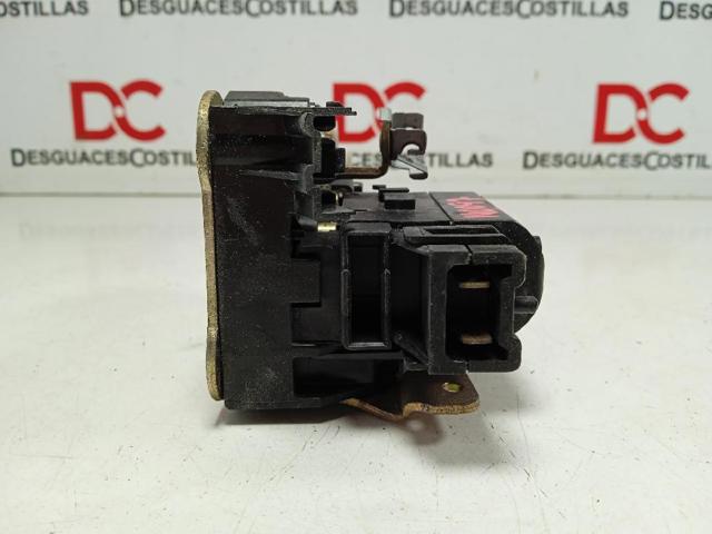 RENAULT 8200727504 Cerradura de puerta delantera derecha  en stock Salamanca