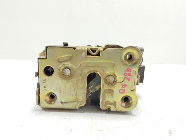 8200727504 Cerradura de puerta delantera derecha  en stock Castellón