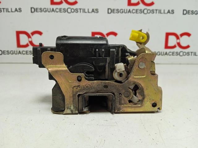 8200727504 Cerradura de puerta delantera derecha  en stock Sabadell