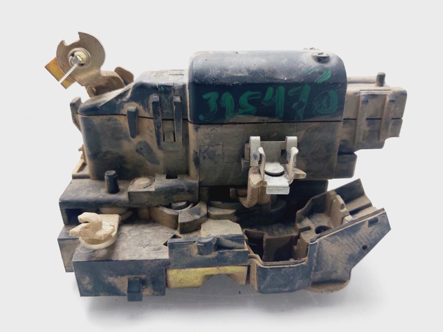 8200727504 Cerradura de puerta delantera derecha  en stock Castellón