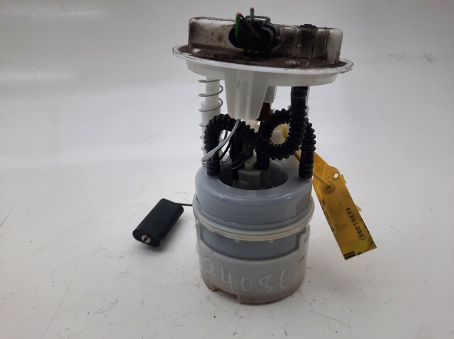 8200727740 RENAULT Bomba de gasolina comprar Alcalá
