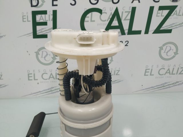 RENAULT 8200727740 Módulo de bomba de combustible con sensor de nivel de combustible  disponible España