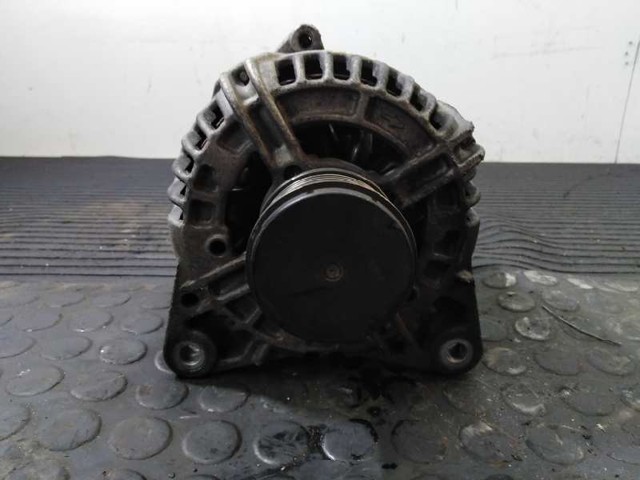 8200728292 NISSAN Alternador  comprar en Lleida