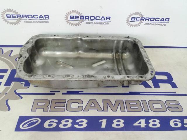 RENAULT 8200728389 Cárter de aceite del motor  disponible Valladolid