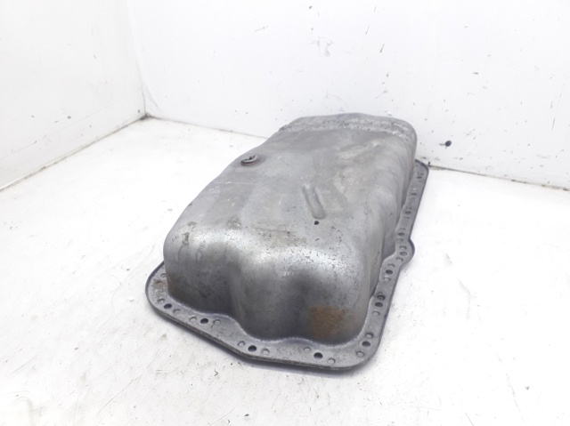 8200728389 RENAULT Cárter de aceite del motor  comprar en Oviedo
