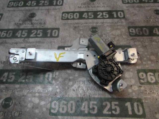 RENAULT 8200733832 Mecanismo de elevalunas de la puerta trasera derecha comprar Pamplona