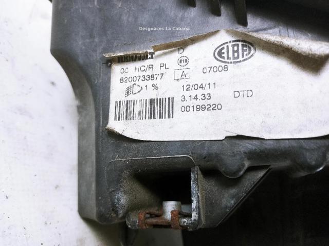 RENAULT 8200733877 Faro derecho  en stock Salamanca