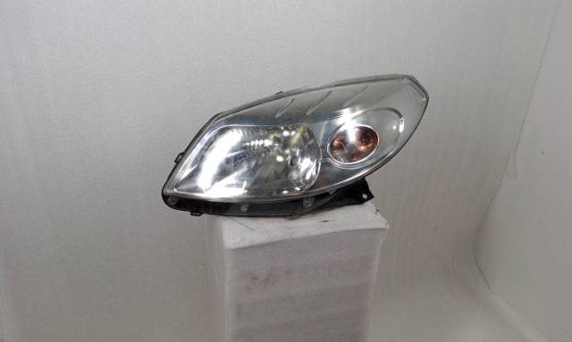 8200733878 RENAULT Faro izquierdo  comprar en Oviedo
