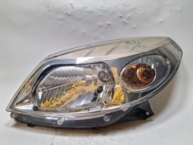 Faro Dacia Sandero I desde 94,83 €