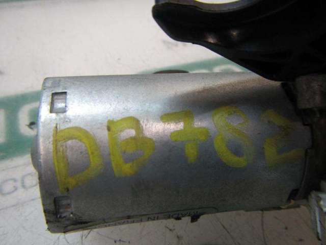 RENAULT 8200734582 Motor limpiaparabrisas, trasera  en stock Terrassa