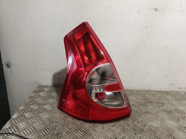 8200734825 Piloto trasero izquierdo  comprar en Reus