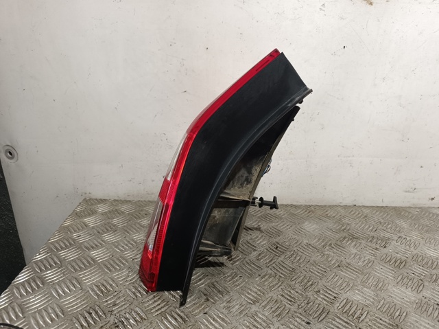 8200734825 Piloto trasero izquierdo  en stock Granada