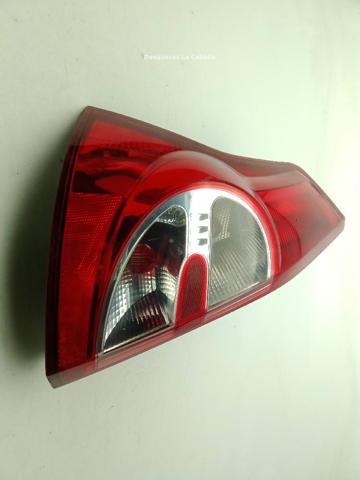 RENAULT 8200734825 Piloto trasero izquierdo  en stock Terrassa