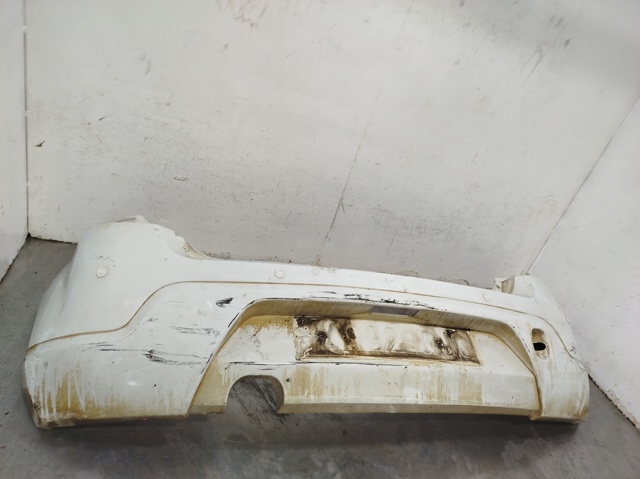RENAULT 8200735456 Parachoques trasero comprar Pamplona