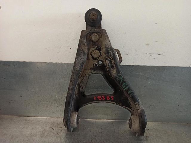 Brazo inferior derecho de la suspensión delantera 8200737135 RENAULT