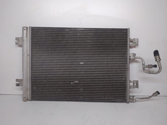 Condensador / radiador  aire acondicionado para dacia logan 1.2 16v (75 cv) d4f f7 8200741257