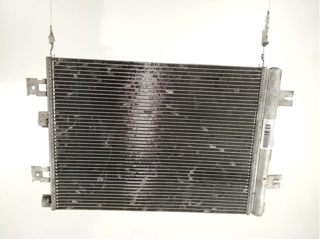 Condensador / radiador  aire acondicionado para dacia sandero 1.5 dci k9k982 8200741257