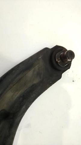 RENAULT 8200744092 Brazo inferior derecho de la suspensión delantera  comprar en Murcia