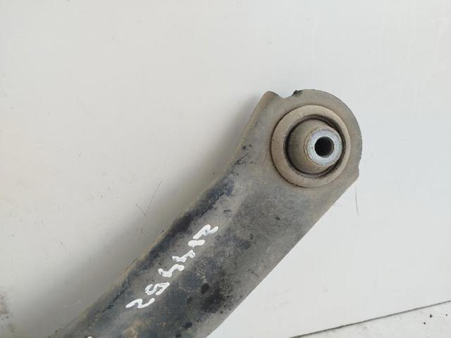 RENAULT 8200744092 Brazo inferior derecho de la suspensión delantera  comprar en Ponferrada