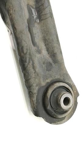 8200744092 RENAULT Brazo inferior derecho de la suspensión delantera  en stock Gandía