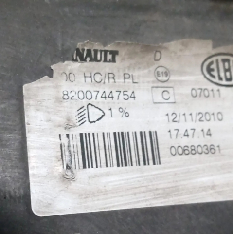 8200744754 Faro derecho  comprar en Zaragoza