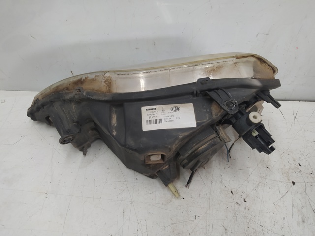 8200744754 RENAULT Faro derecho comprar Alcalá