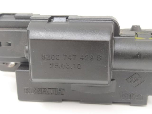 8200747429 Cerradura de maletero  en stock Sabadell