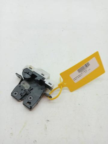 RENAULT 8200747429 Cerradura de maletero  en stock Salamanca
